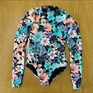 Girls O’Neill swimsuit size 4